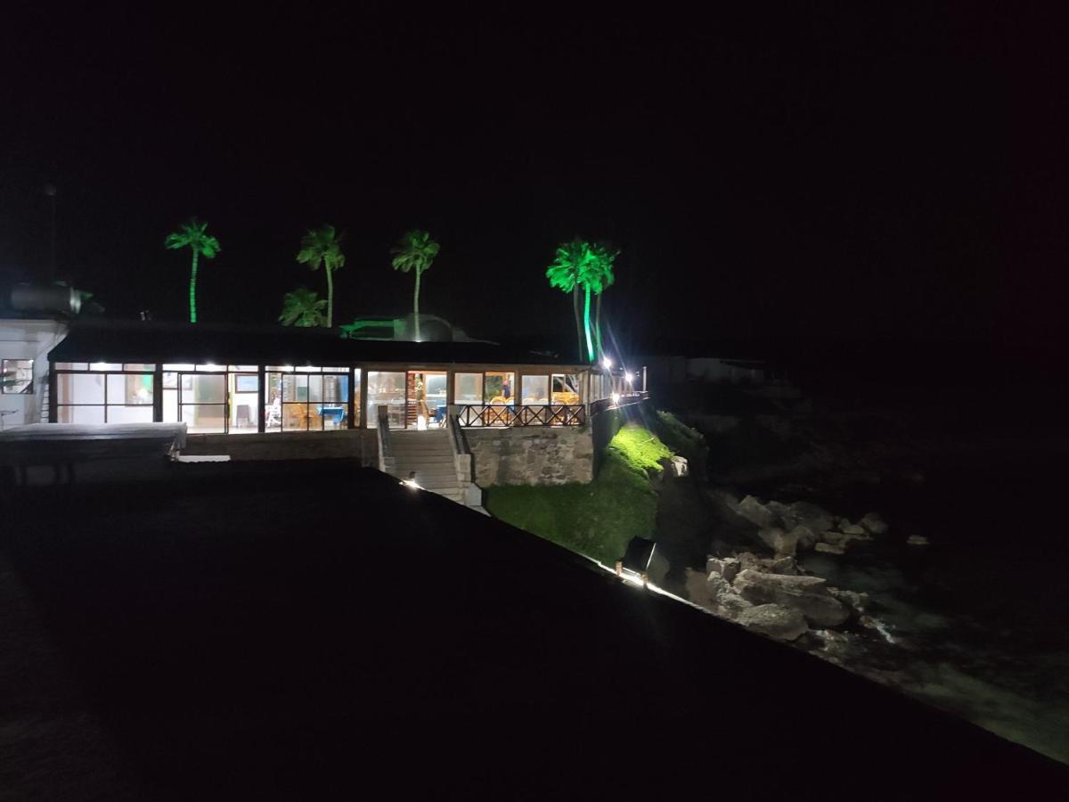 Oasis At Ayfilon Hotel Rizokarpaso Exterior photo
